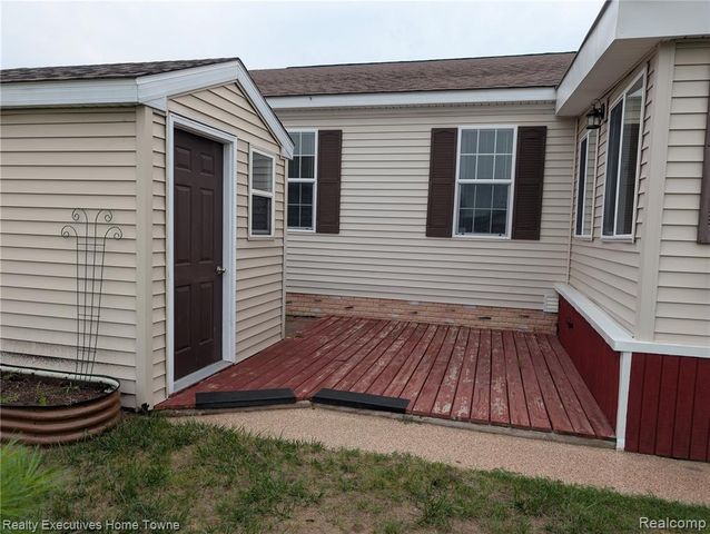 6203 Square Lake Drive Drive, Smiths Creek, MI 48074