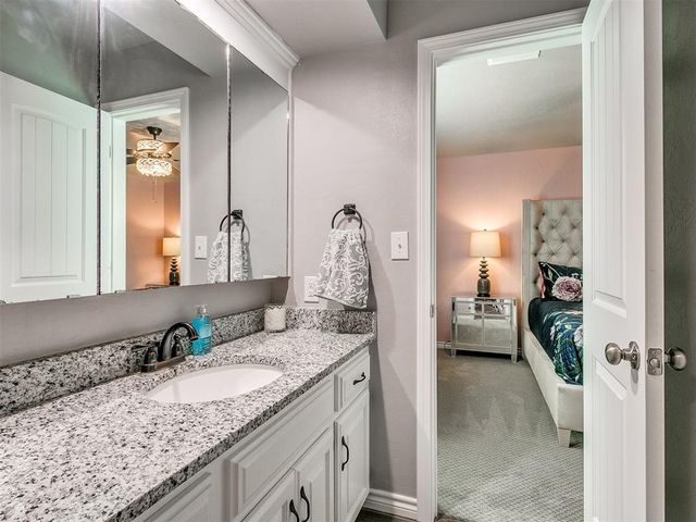 506 Rambling Oaks Drive, Norman, OK 73072