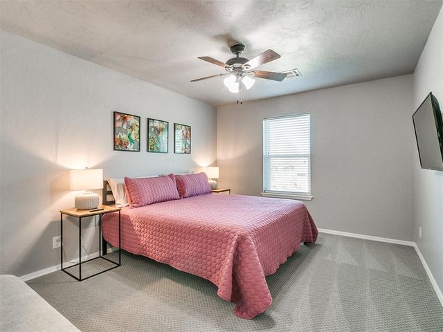 506 Rambling Oaks Drive, Norman, OK 73072