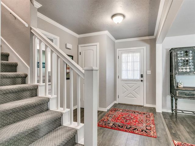 506 Rambling Oaks Drive, Norman, OK 73072