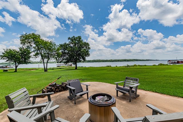 1747 County Road 1785, Yantis, TX 75497