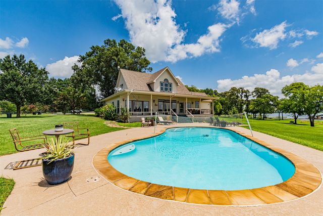 1747 County Road 1785, Yantis, TX 75497