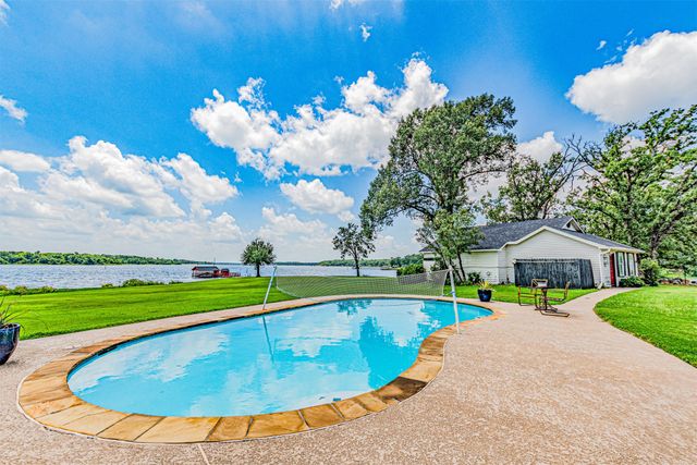 1747 County Road 1785, Yantis, TX 75497