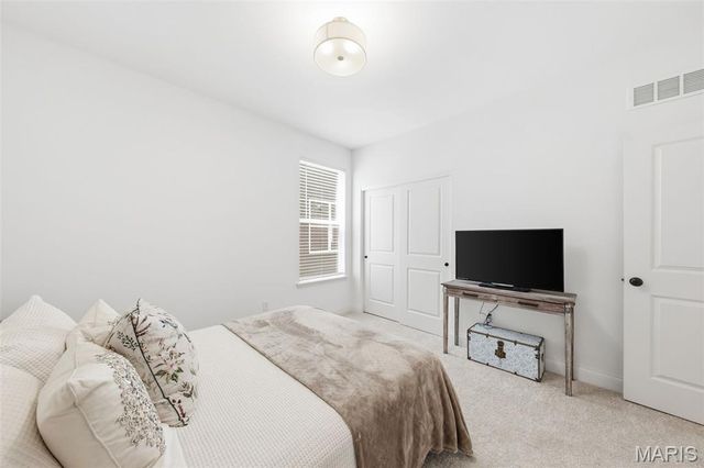 228 Randlin Drive, Lake St Louis, MO 63367