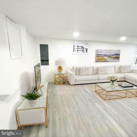 149 MISSISSIPPI AVE SE, Washington, DC 20032