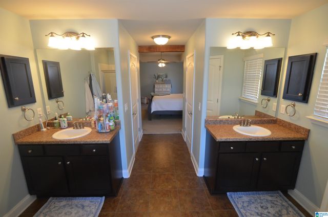 231 RIVER CREST CIRCLE N, Helena, AL 35080