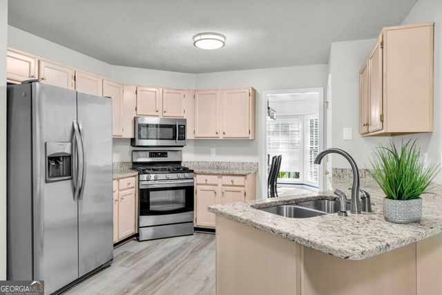 608 Adam Circle, Woodstock, GA 30188