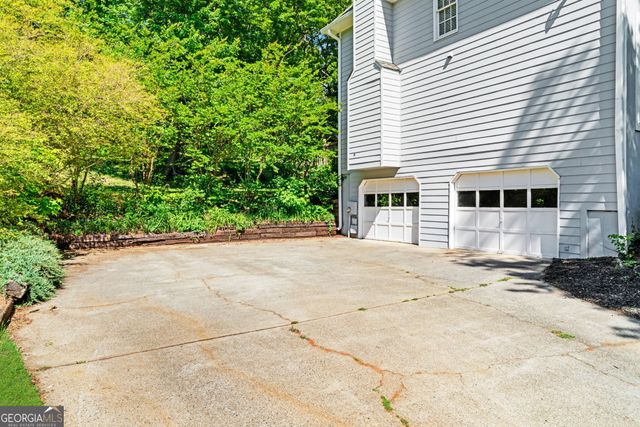 608 Adam Circle, Woodstock, GA 30188