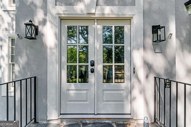 608 Adam Circle, Woodstock, GA 30188
