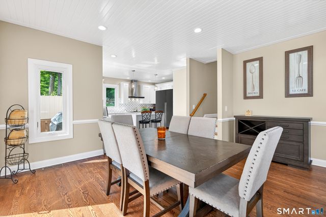 29 Greenleaf Farms Road, Newtown, CT 06470
