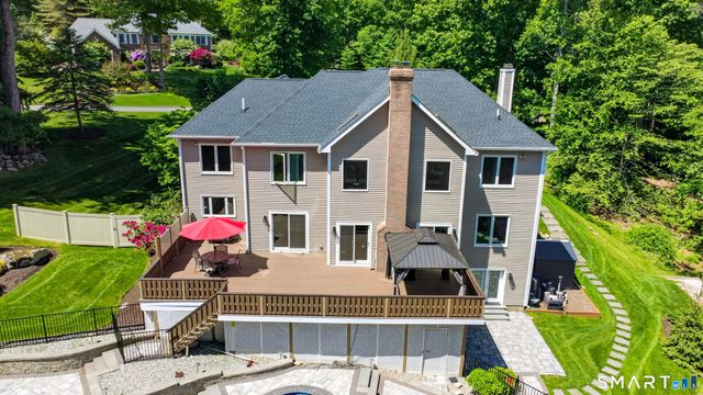 29 Greenleaf Farms Road, Newtown, CT 06470