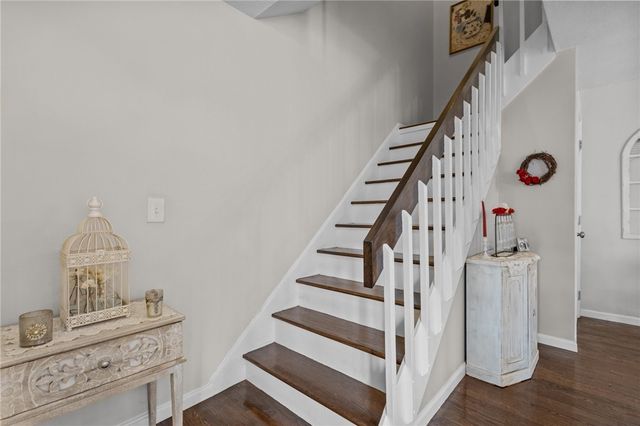 200 Mayfield Avenue C8, Cranston, RI 02920