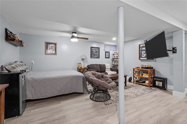 200 Mayfield Avenue C8, Cranston, RI 02920