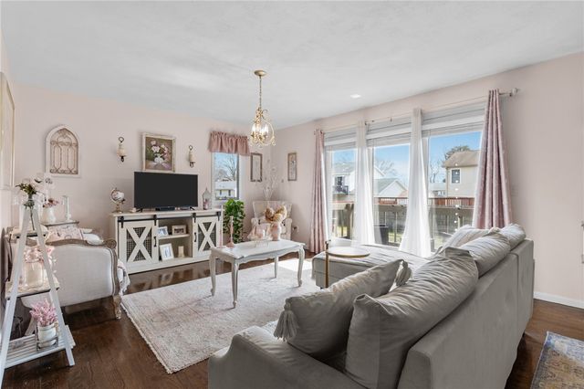 200 Mayfield Avenue C8, Cranston, RI 02920