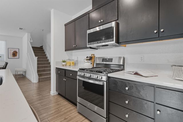 17516 Gemini Ct, Lathrop, CA 95330