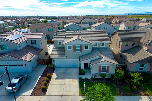 17516 Gemini Ct, Lathrop, CA 95330