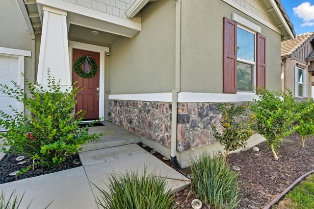17516 Gemini Ct, Lathrop, CA 95330
