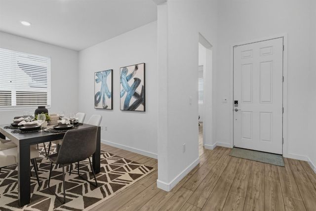 17516 Gemini Ct, Lathrop, CA 95330