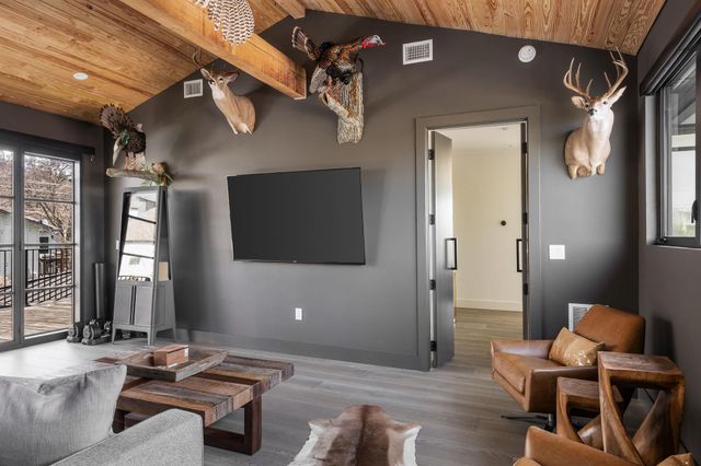 3007 Garden Villa LN, Austin, TX 78704