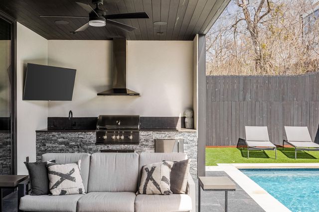 3007 Garden Villa LN, Austin, TX 78704