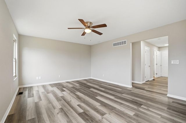 149 Hitching Post Place, Florence, KY 41042