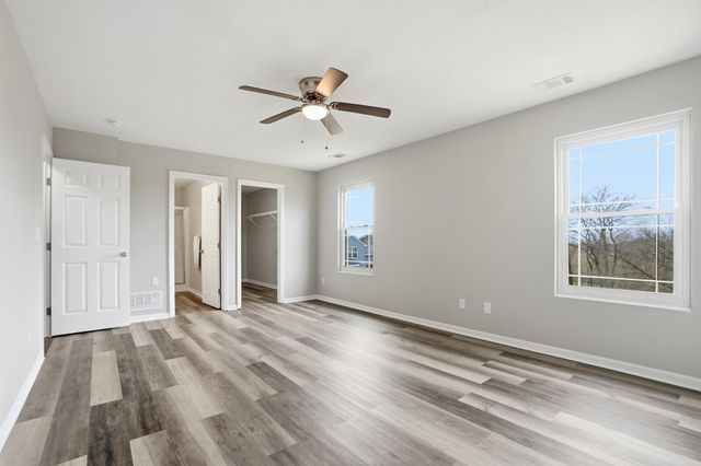 149 Hitching Post Place, Florence, KY 41042