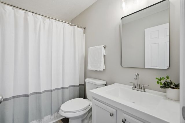 149 Hitching Post Place, Florence, KY 41042