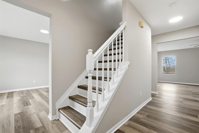 149 Hitching Post Place, Florence, KY 41042