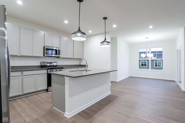 2068 Frost Line Lane, Greenfield, IN 46140