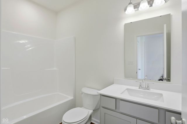 2068 Frost Line Lane, Greenfield, IN 46140