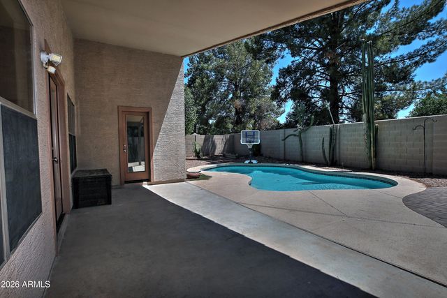 2237 E AUSTIN Drive, Gilbert, AZ 85296