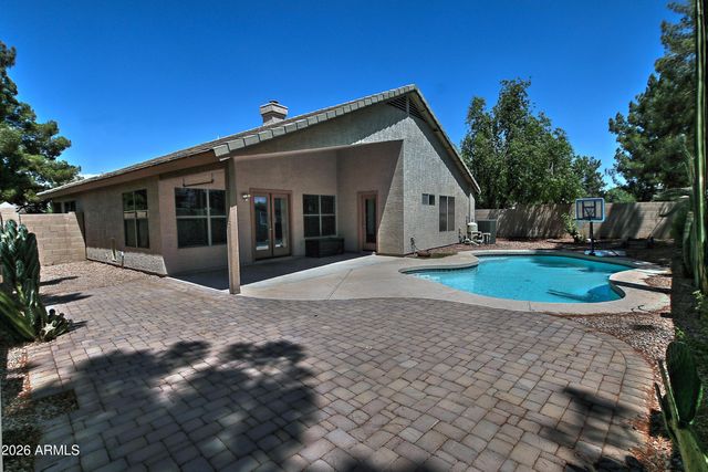 2237 E AUSTIN Drive, Gilbert, AZ 85296