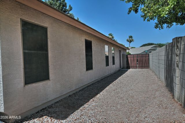 2237 E AUSTIN Drive, Gilbert, AZ 85296