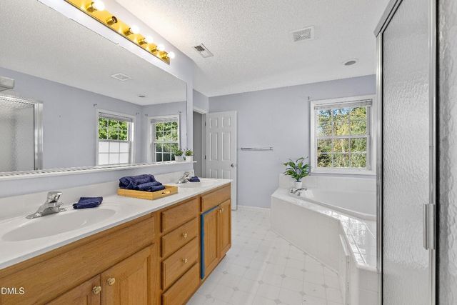 310 New Parkside Drive, Chapel Hill, NC 27516