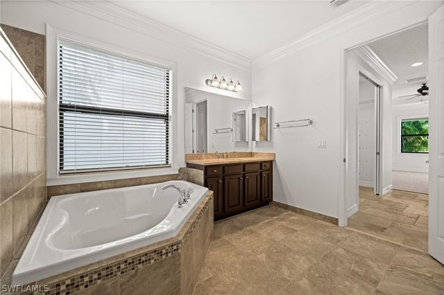 3312 Pacific DR, Naples, FL 34119