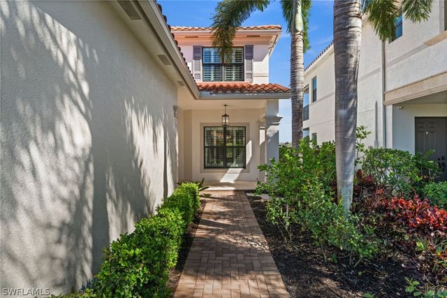 3312 Pacific DR, Naples, FL 34119