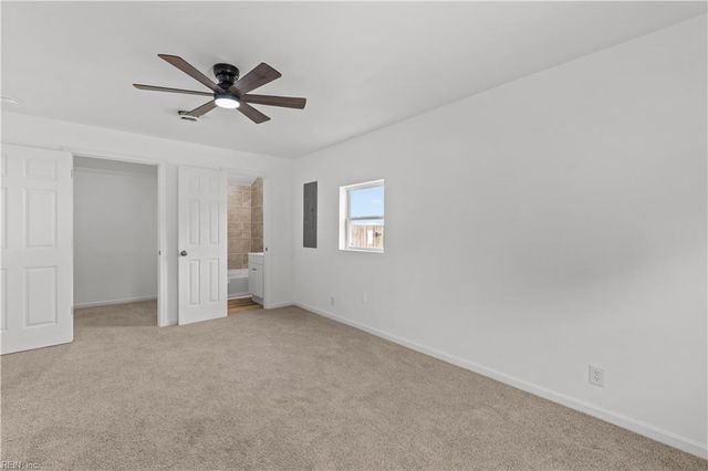 2517 Lynnriver DR, Virginia Beach, VA 23452