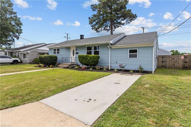2517 Lynnriver DR, Virginia Beach, VA 23452