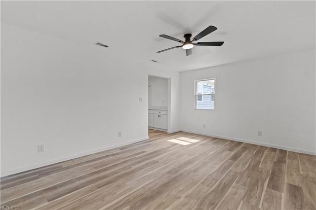 2517 Lynnriver DR, Virginia Beach, VA 23452