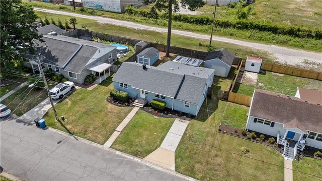 2517 Lynnriver DR, Virginia Beach, VA 23452