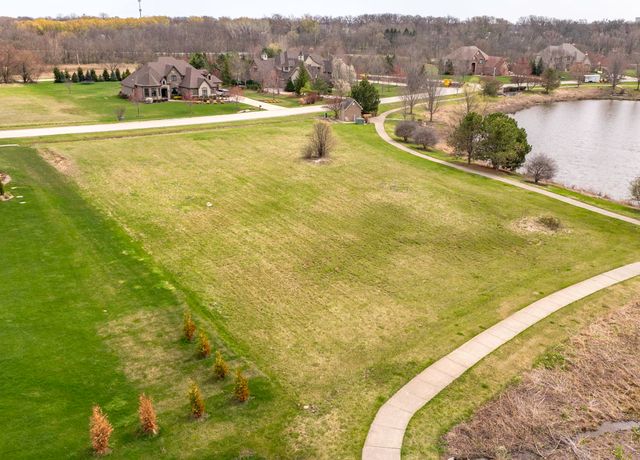 18490 S Pineprairie Drive, Mokena, IL 60448