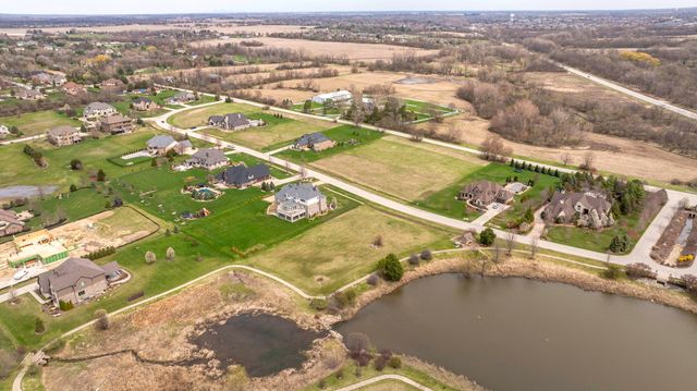 18490 S Pineprairie Drive, Mokena, IL 60448