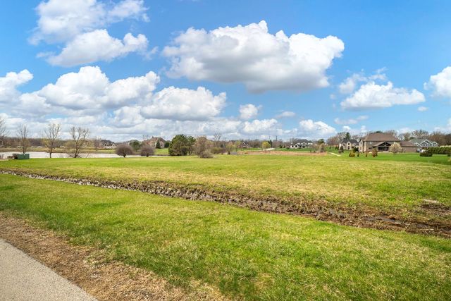 18490 S Pineprairie Drive, Mokena, IL 60448