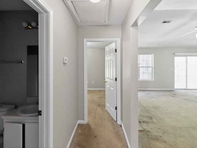 1888 Tamara Way, Spartanburg, SC 29301