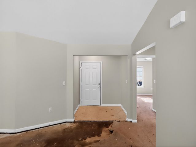 1888 Tamara Way, Spartanburg, SC 29301