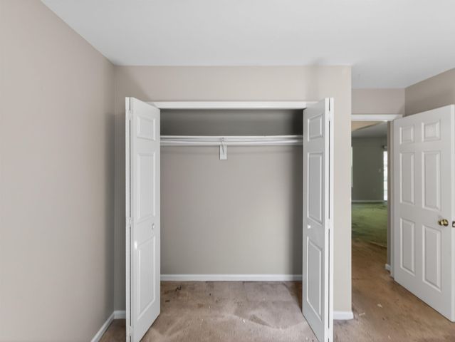 1888 Tamara Way, Spartanburg, SC 29301