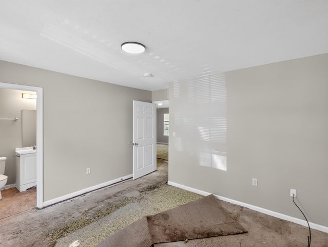 1888 Tamara Way, Spartanburg, SC 29301