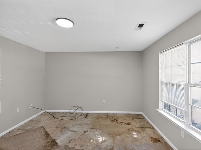 1888 Tamara Way, Spartanburg, SC 29301