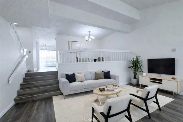 17 Rock Cliff Place, Phillips Ranch, CA 91766