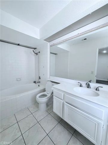 17 Rock Cliff Place, Phillips Ranch, CA 91766